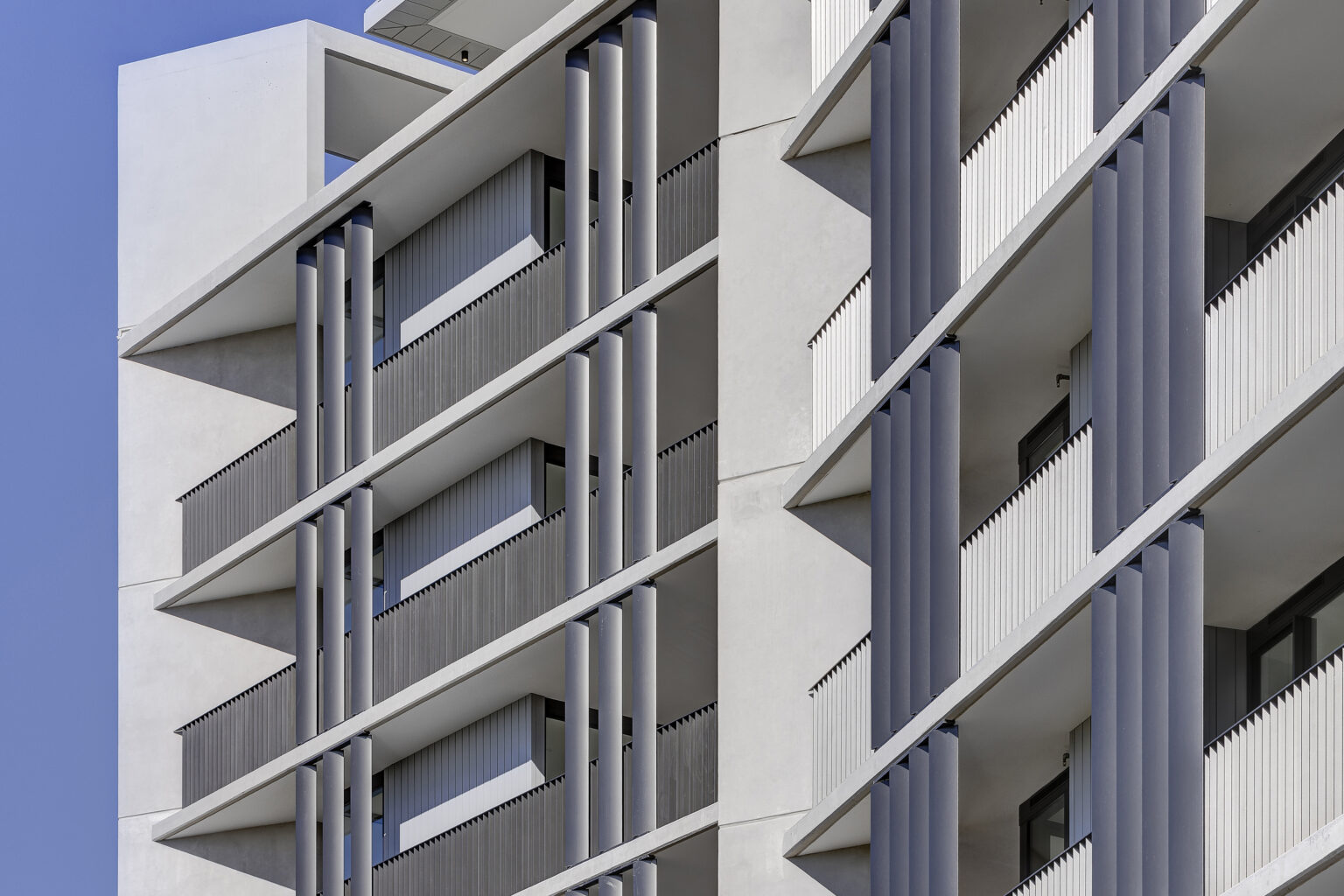 Horizon Apartments | CKDS Architecture & Hill Thalis Architecture ...